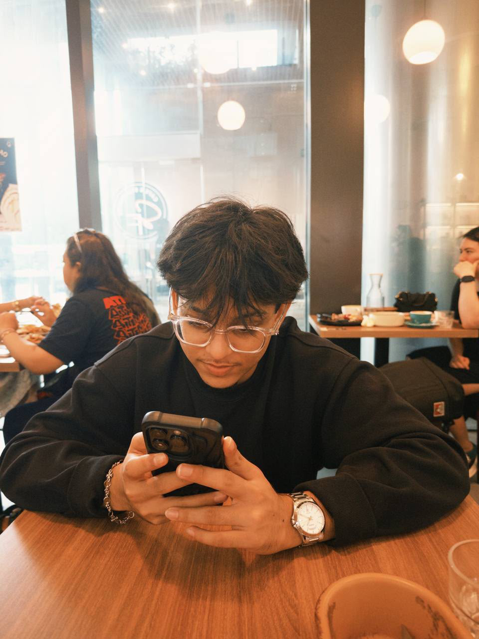 Riazblendz (Lead Barber)